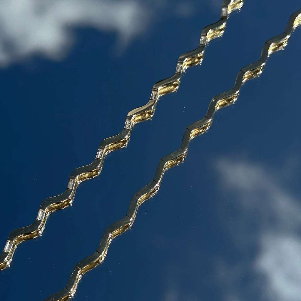 Gold Wave Bracelet - atua-studio