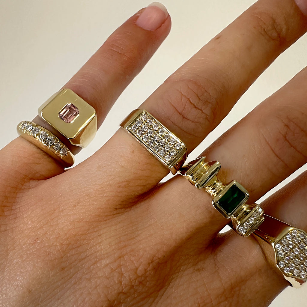 Gold Signet Ring - atua-studio