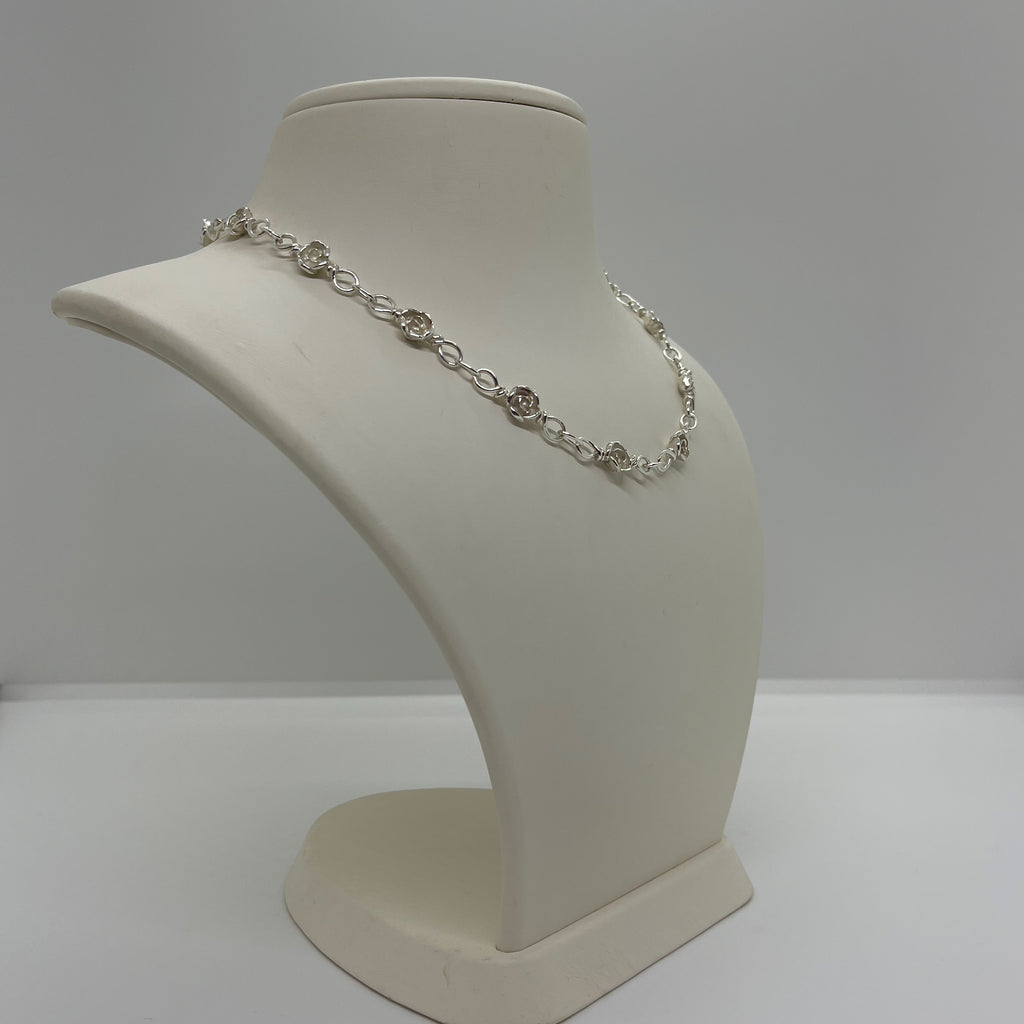 Rose Choker - atua-studio